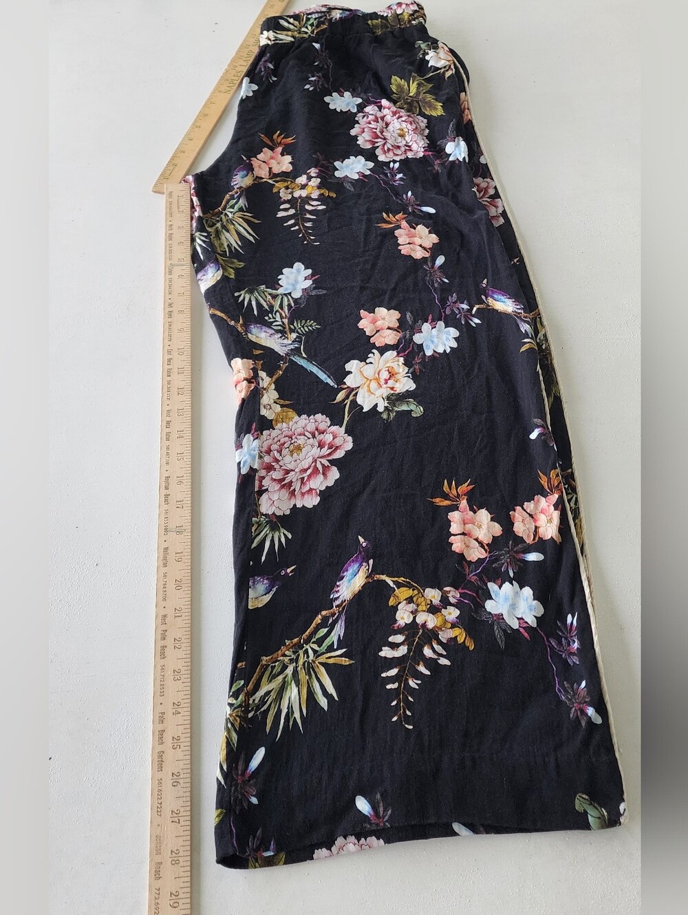 Johnny Was Black Floral Wide-Leg Pull-On Pants - Picture 8 of 11